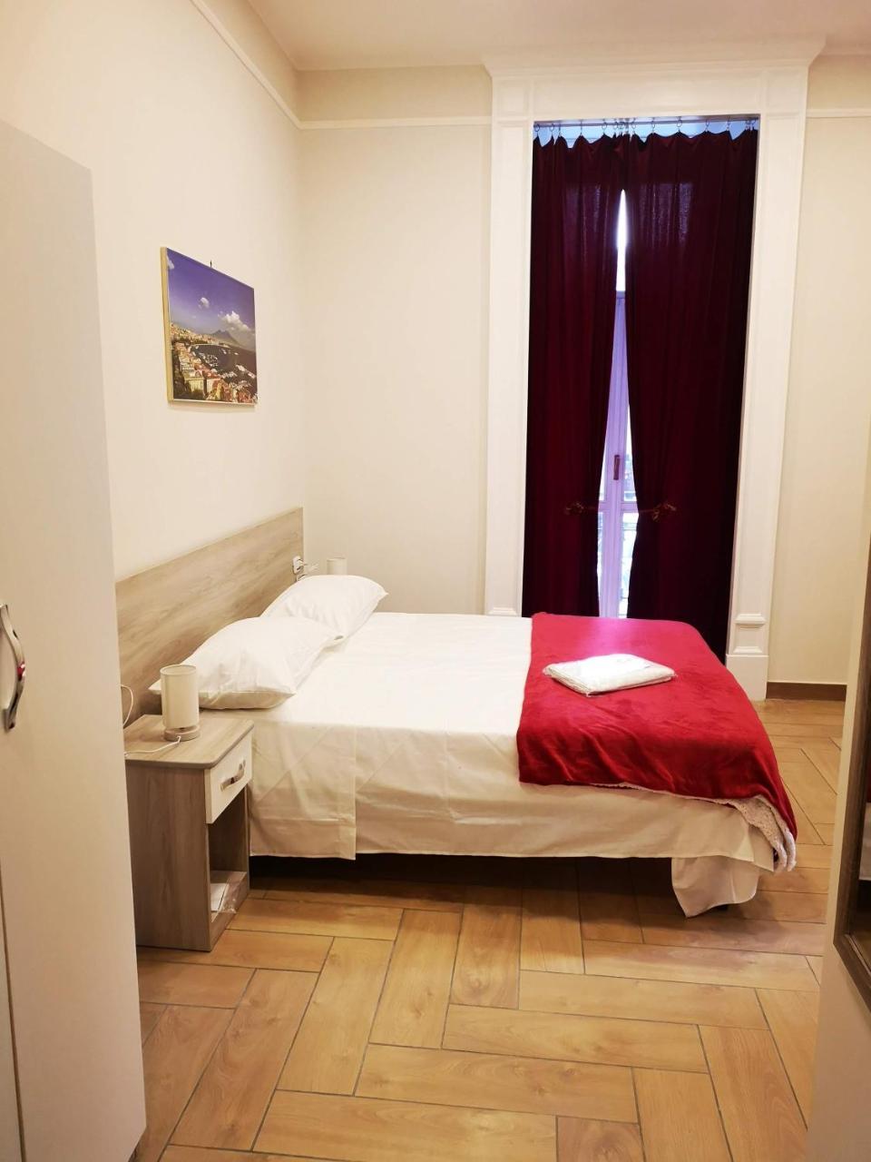 Dimora Ruggiero Hotel Napoli Eksteriør billede